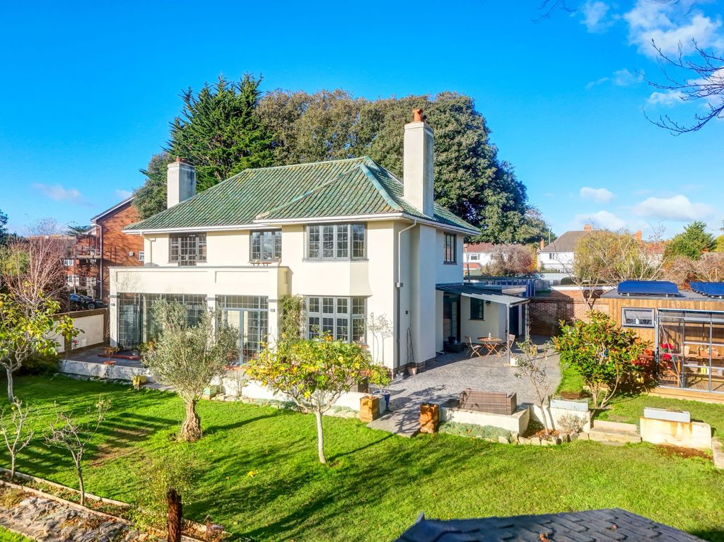 Property photo 1 of 38