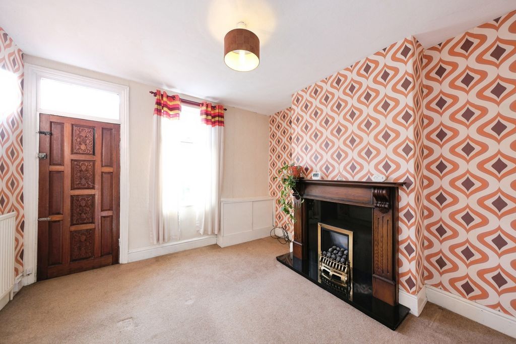 Property photo 3 of 14 Pbox-Img.Jpg