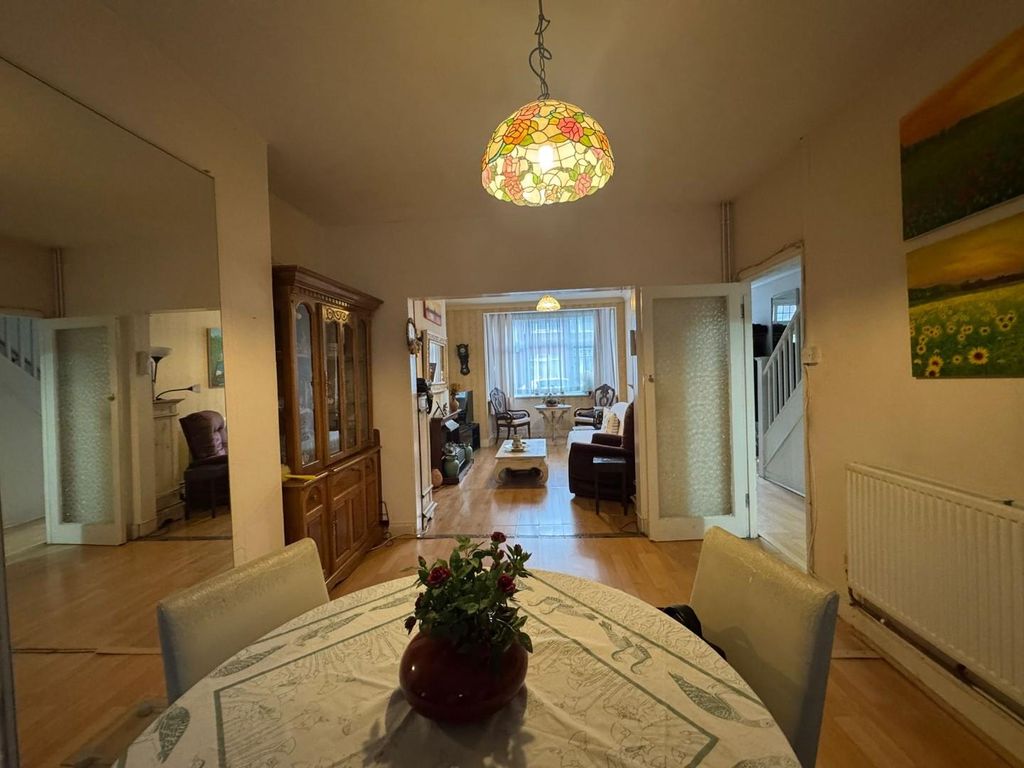 Property photo 2 of 31 03.Jpg