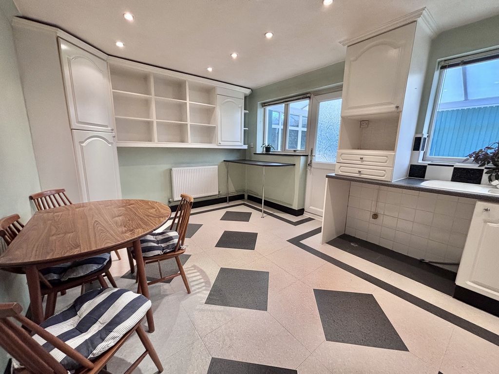 Property photo 2 of 11 Kitchen-Diner