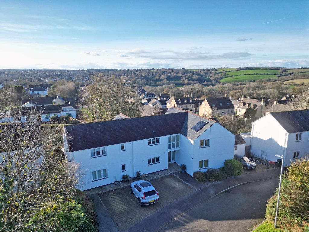 Property photo 3 of 13 Photo 3