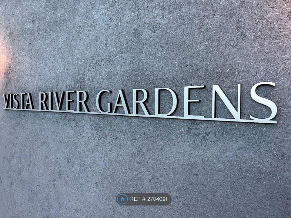 Property photo 2 of 31