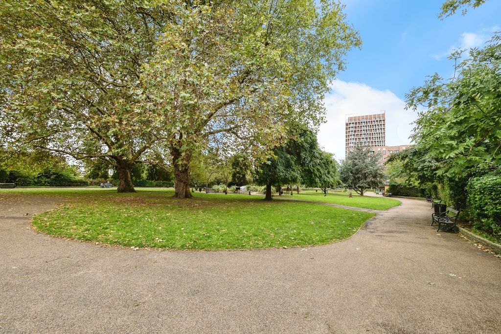 Property photo 3 of 34 Photo