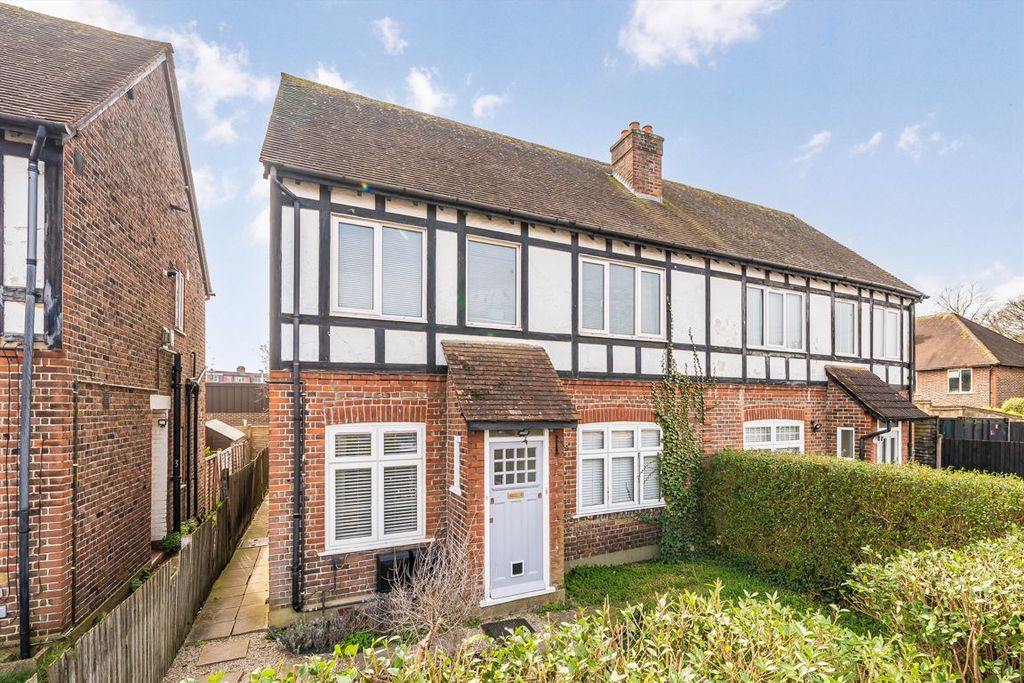 Property photo 1 of 4