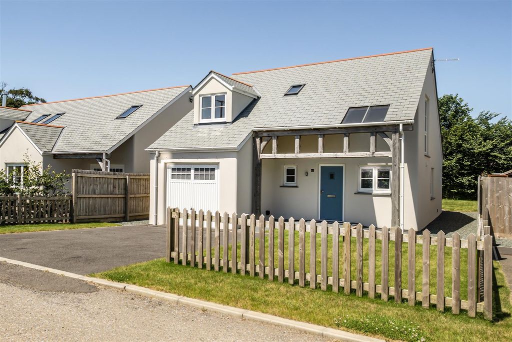 Property photo 1 of 13 Poppy Cottage.Jpg