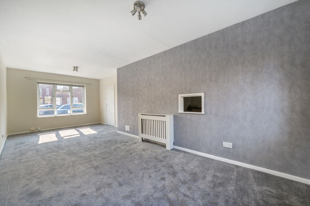 Property photo 1 of 11 1493239-3-6A58Ff7...