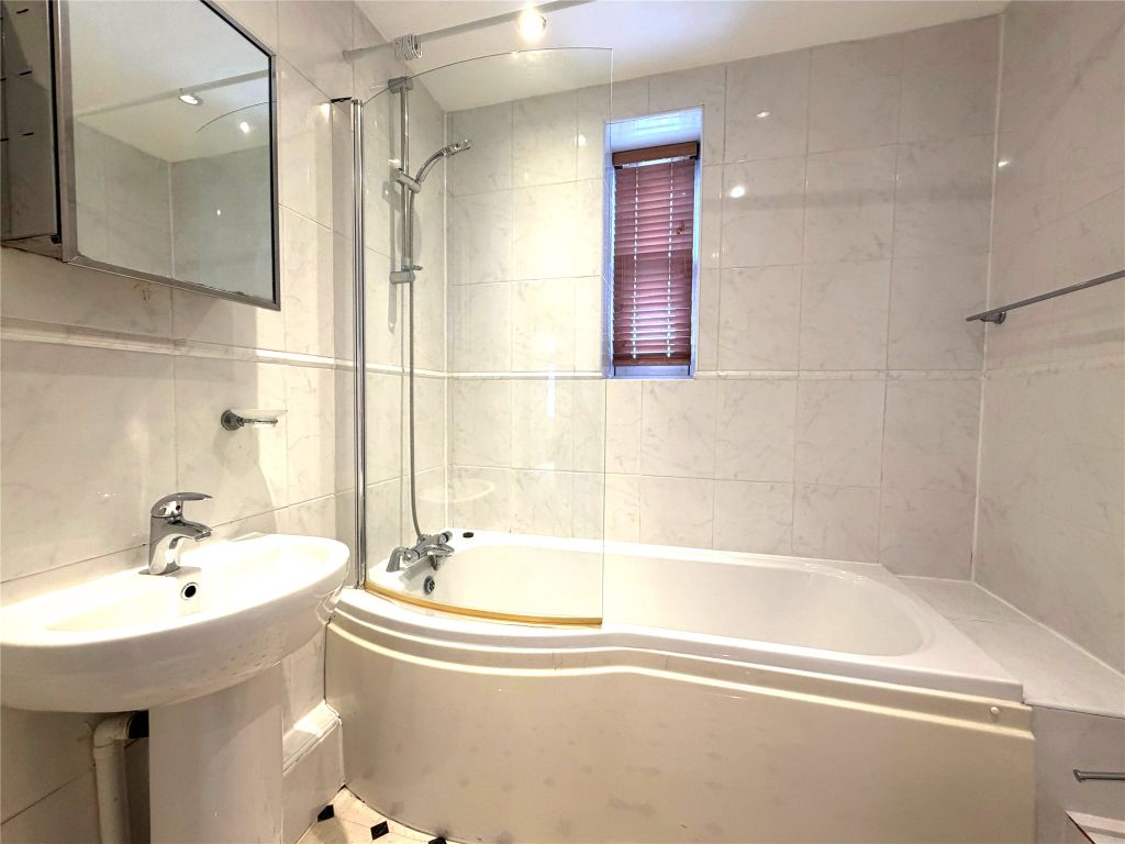 Property photo 3 of 8 Picture No. 10