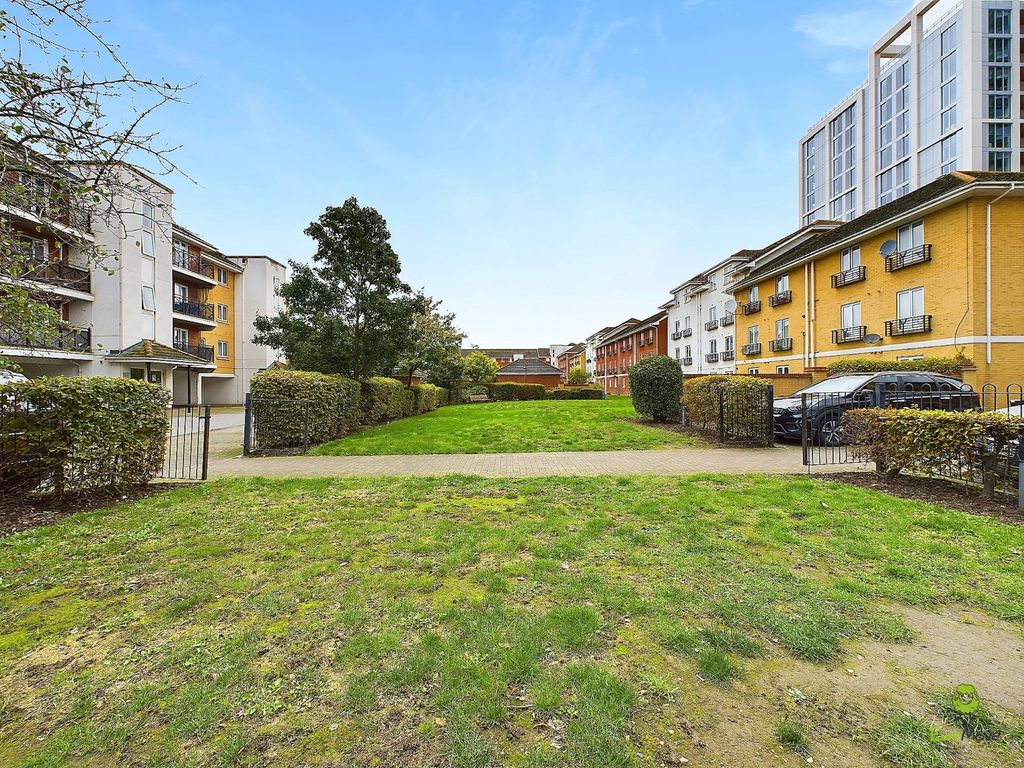 Property photo 2 of 16 Presented By Kevin At Ewemove Bexleyheath And Dart