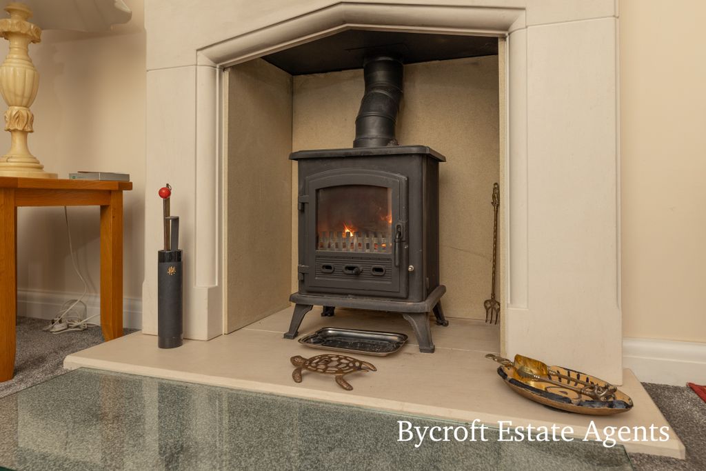 Property photo 3 of 20