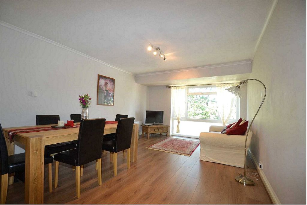 Property photo 3 of 7 Photo