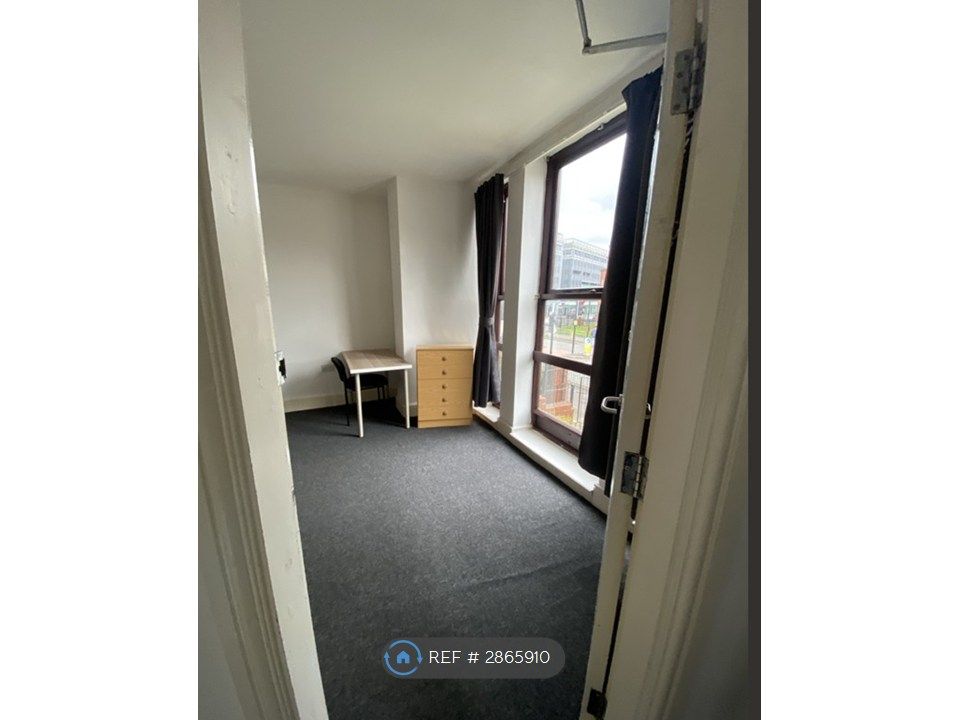 Property photo 3 of 8