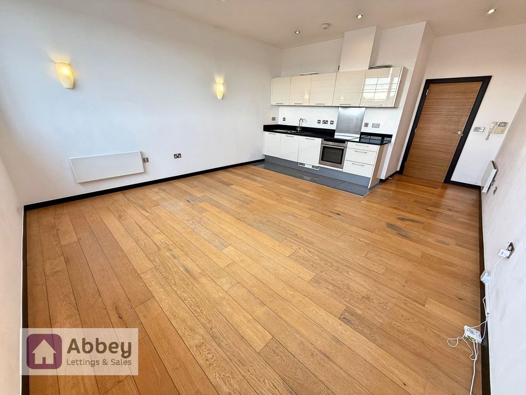 Property photo 1 of 10 Living Area