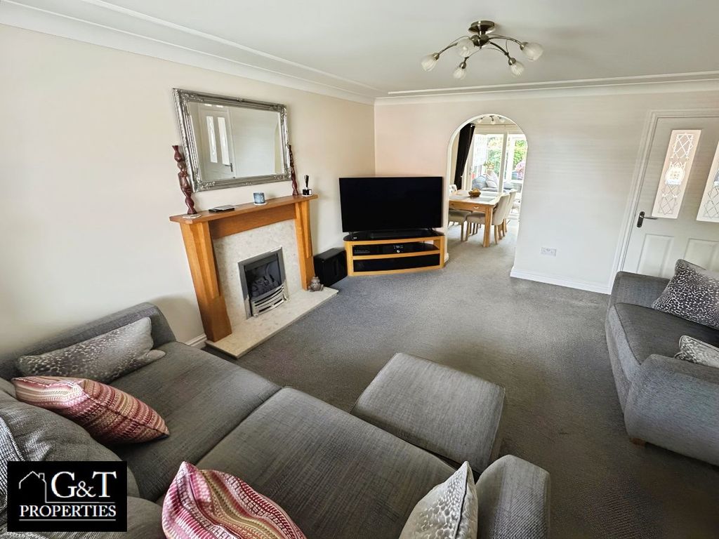 Property photo 3 of 18