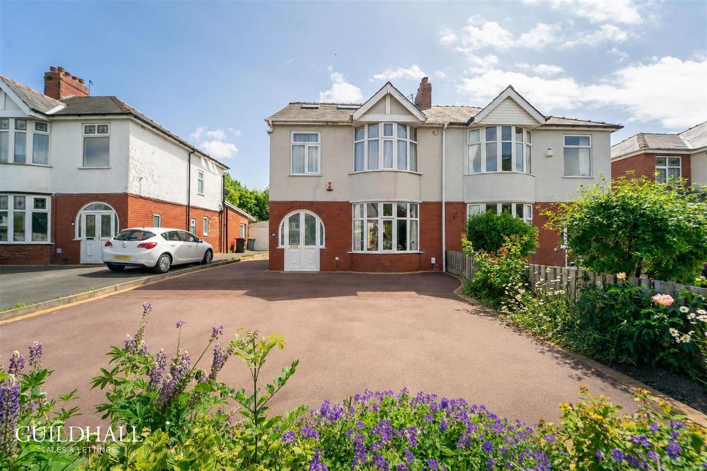 Property photo 1 of 30 1