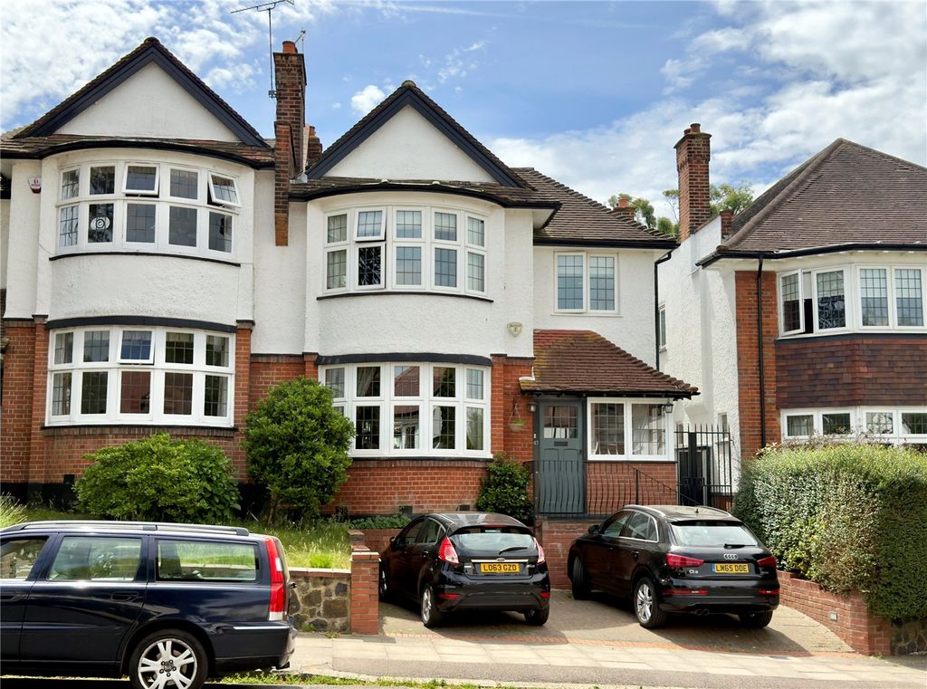 Property photo 1 of 26 Picture No. 32
