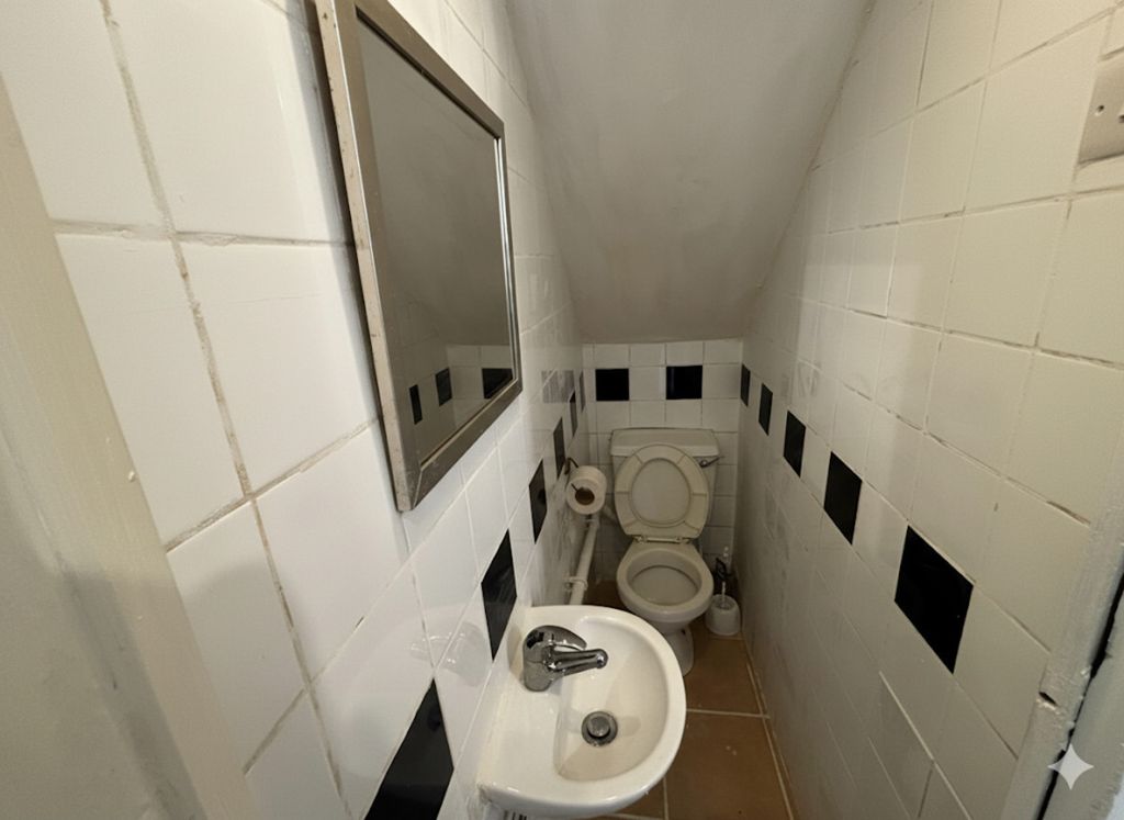 Property photo 3 of 4