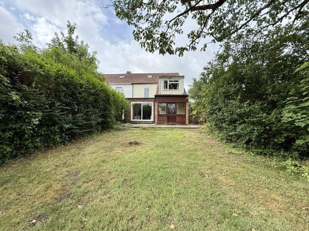 Property photo 1 of 37