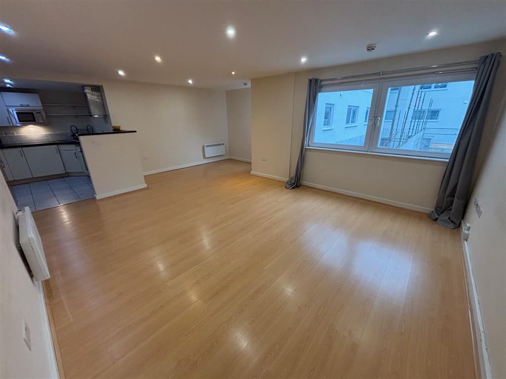 Property photo 2 of 6 Living Room