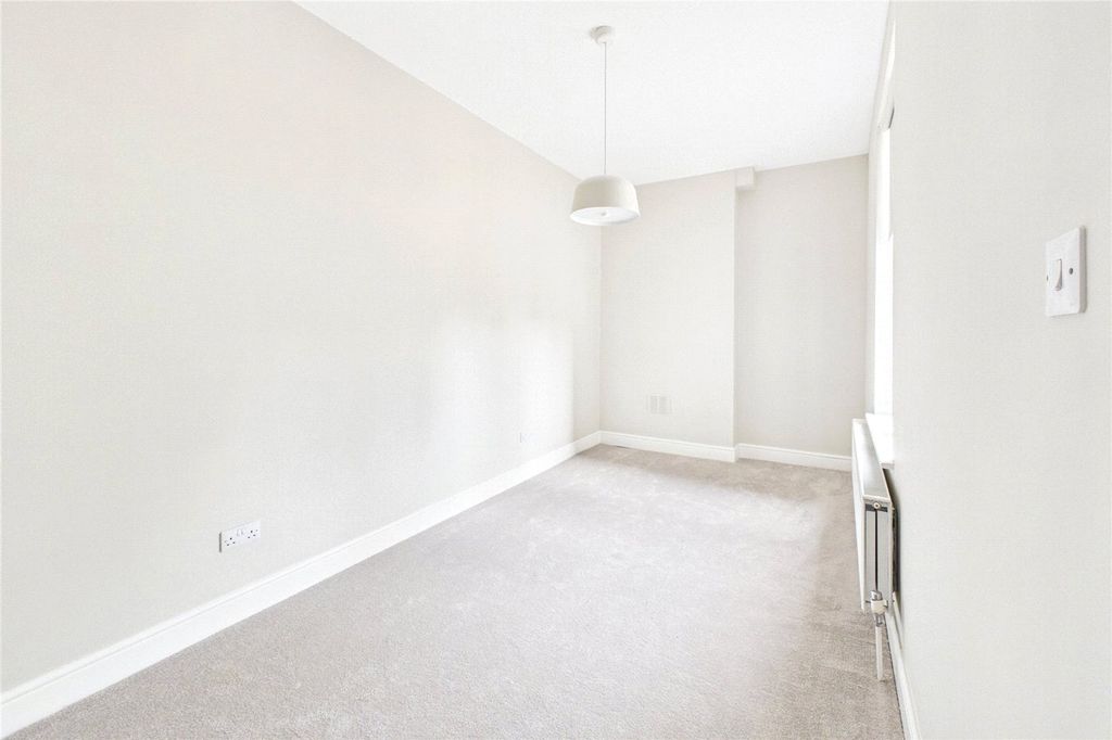 Property photo 3 of 12 Picture No. 03