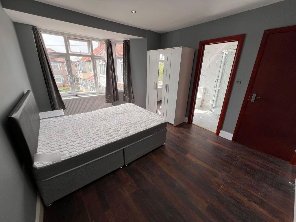 Property photo 2 of 7 Photo 1