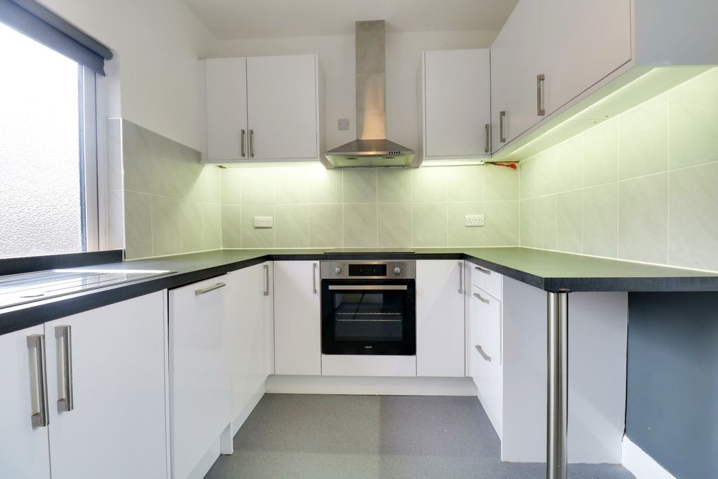 Property photo 3 of 21 5445393