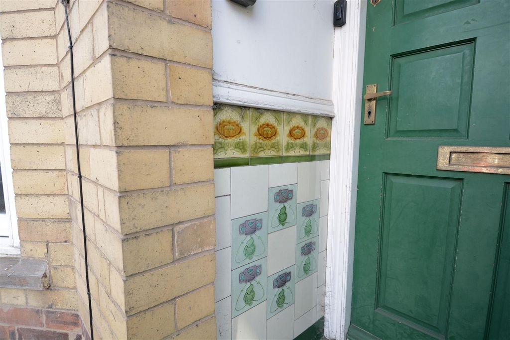 Property photo 2 of 3 1 Fairfax Door.Jpg