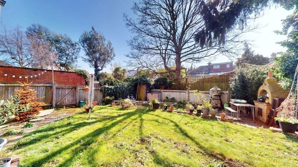 Property photo 3 of 14