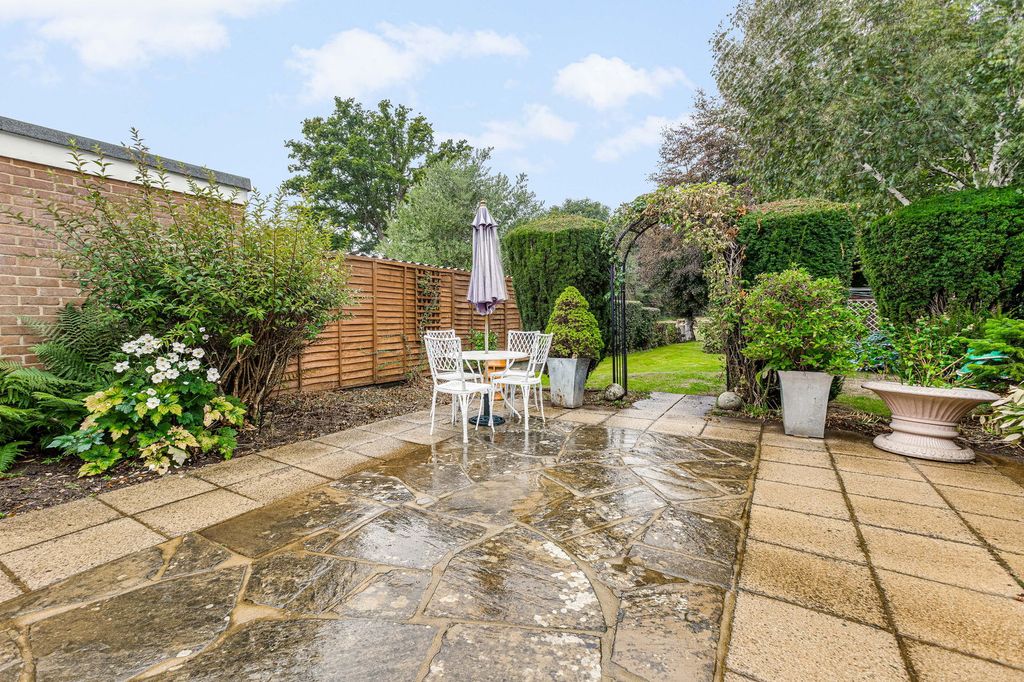 Property photo 3 of 10