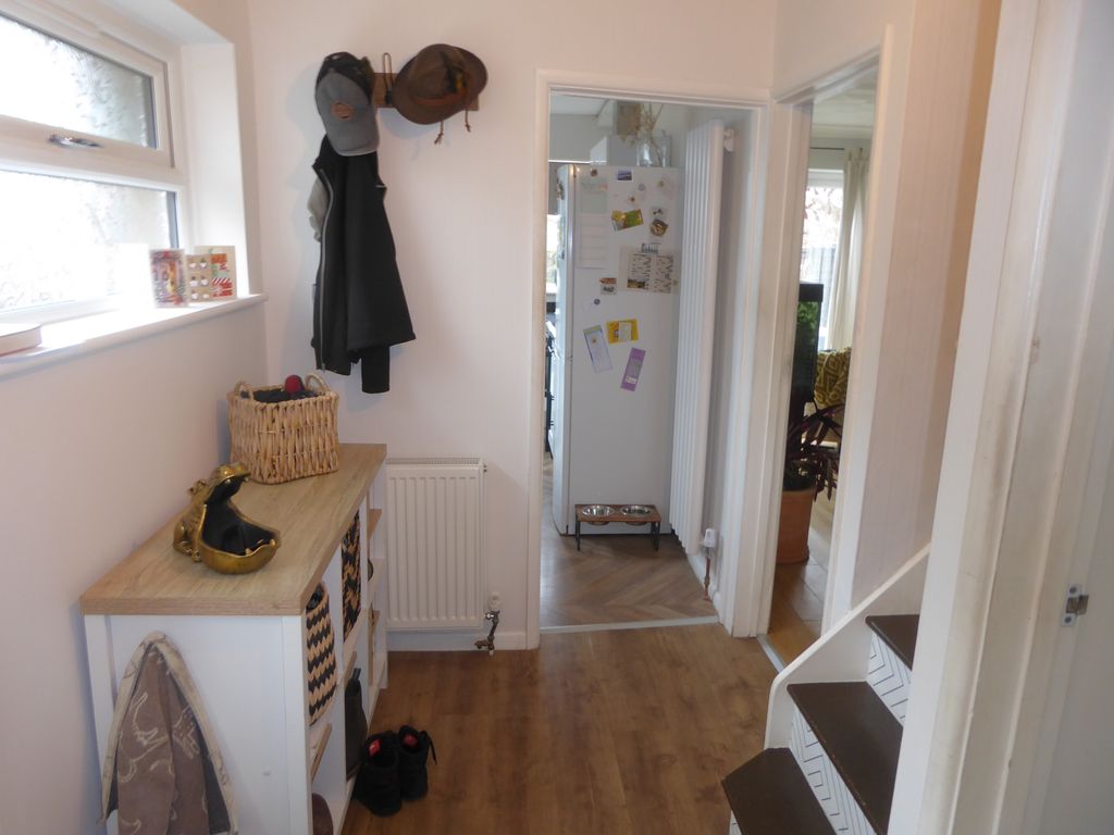 Property photo 2 of 12 Hallway