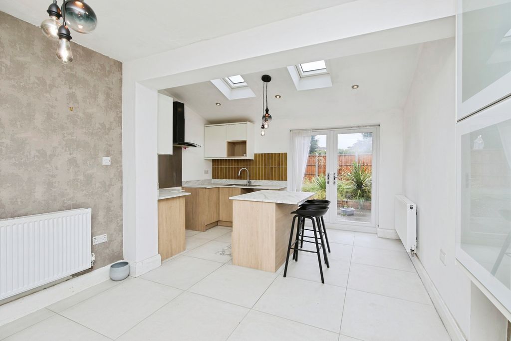Property photo 1 of 11 Kitchen/Diner
