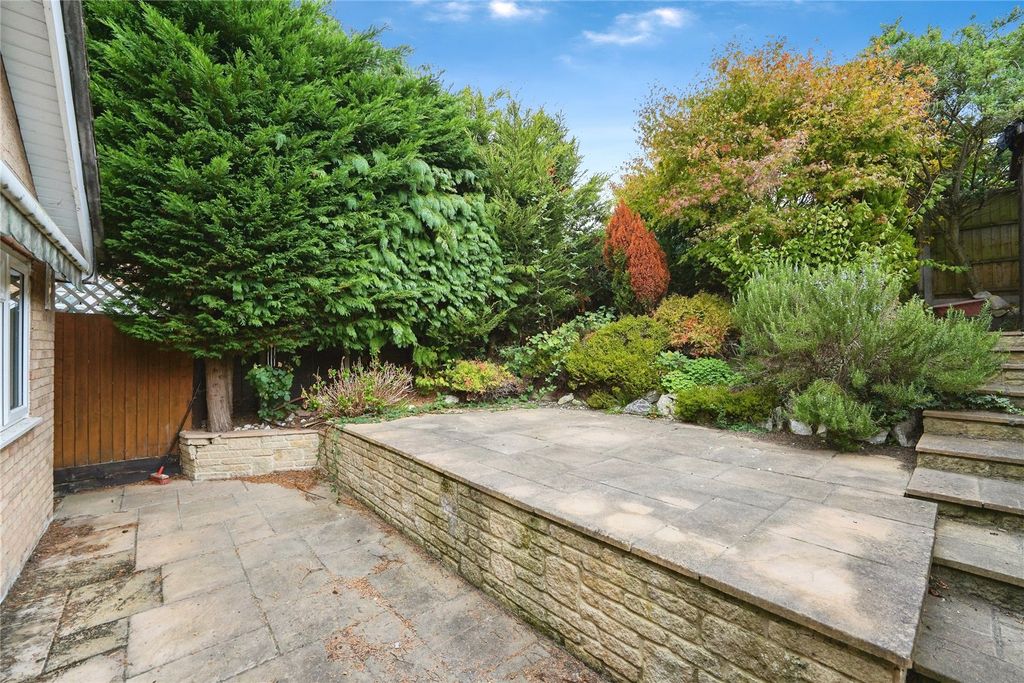 Property photo 2 of 13 Picture No. 12