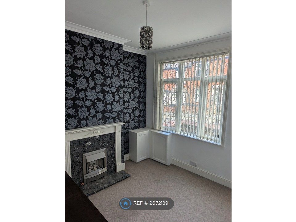 Property photo 3 of 25