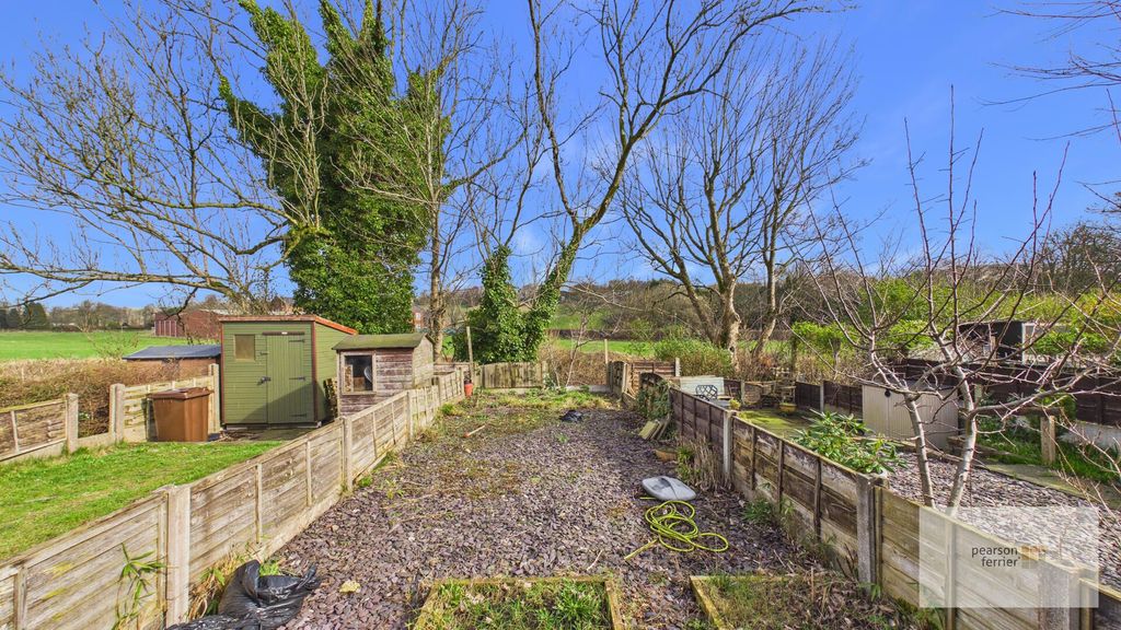 Property photo 2 of 14 Garden