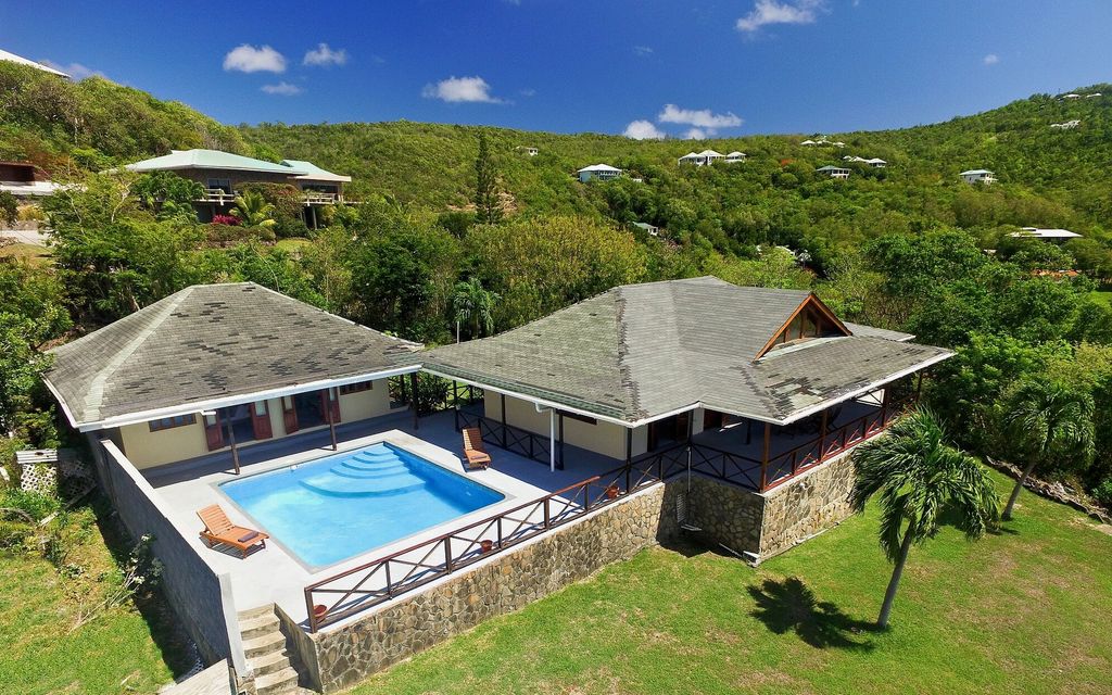 Property photo 1 of 18