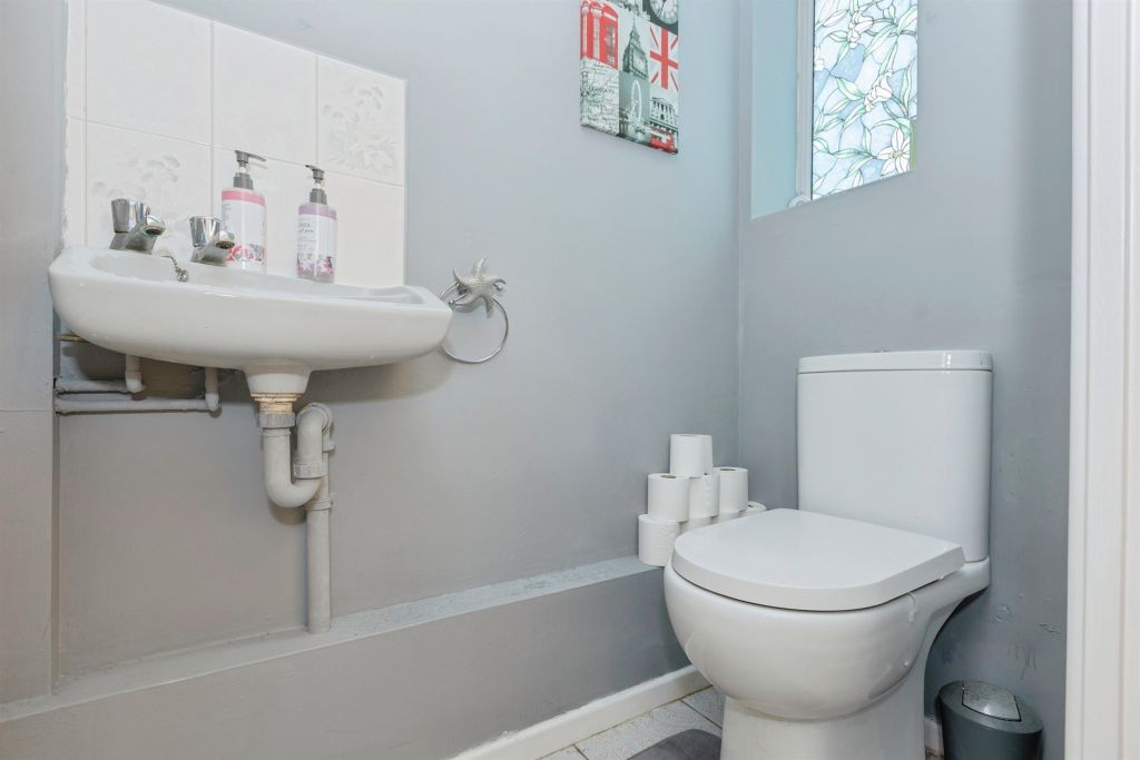 Property photo 3 of 20