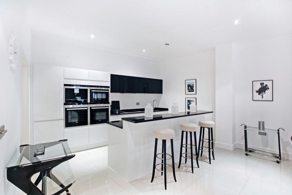 Property photo 2 of 8 Kitchen Shot (Main)