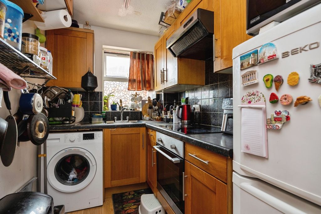 Property photo 2 of 14 Pbox-Img.Jpg