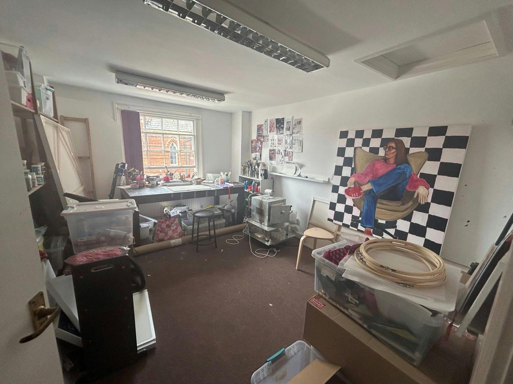 Property photo 2 of 6 5.Jpg