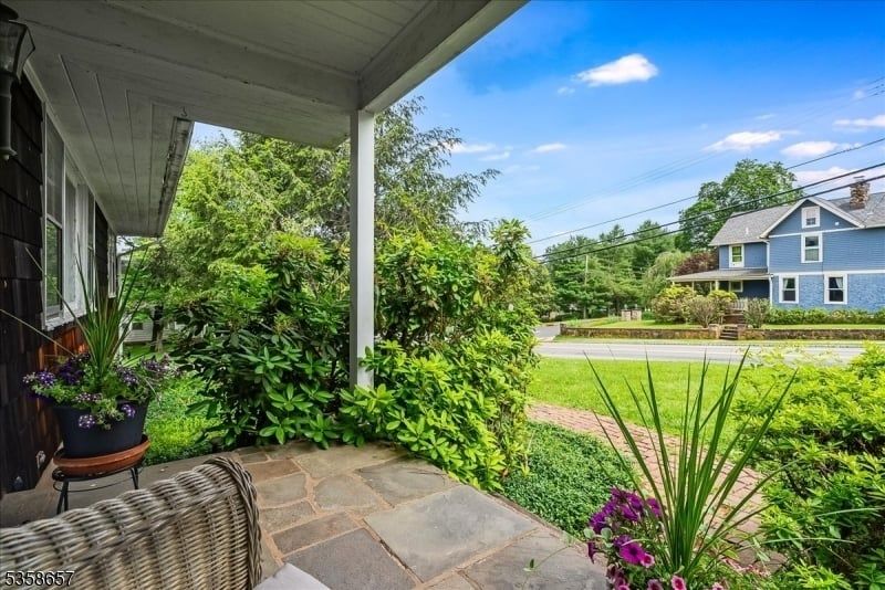 Property photo 3 of 8 <Alttext/>