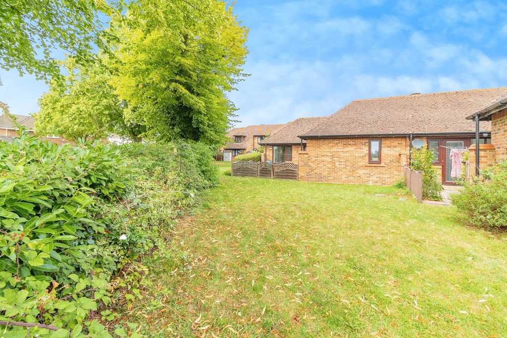 Property photo 2 of 17 Photo