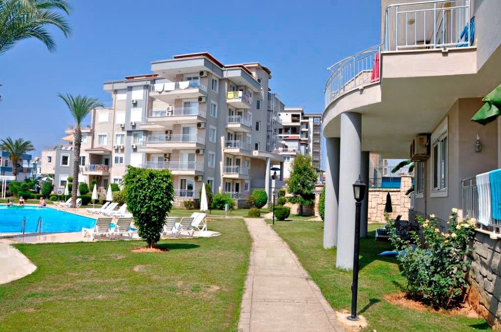 Property photo 2 of 24 Sizeable Alanya Penthouse For Sale In Cikcilli - Well-Maintained Gardens