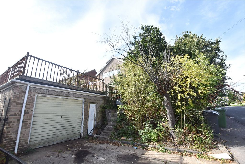 Property photo 2 of 14 Picture No. 02