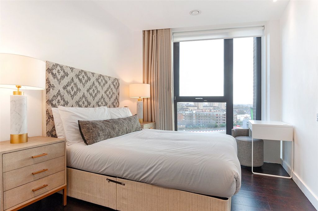 Property photo 3 of 8 Picture No. 09