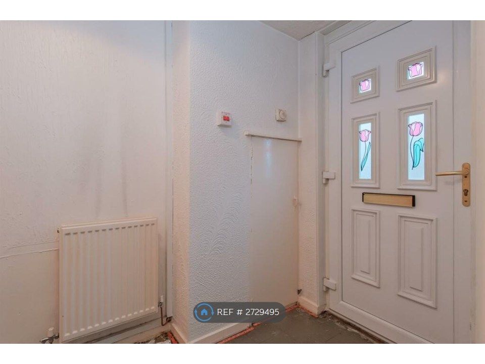 Property photo 2 of 30