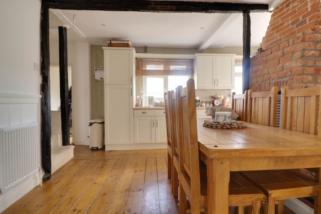 Property photo 3 of 13 Picture No. 07