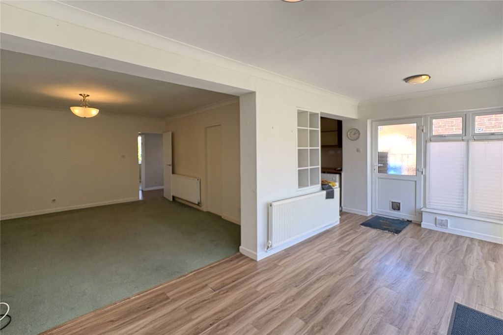 Property photo 2 of 12 Picture No. 03