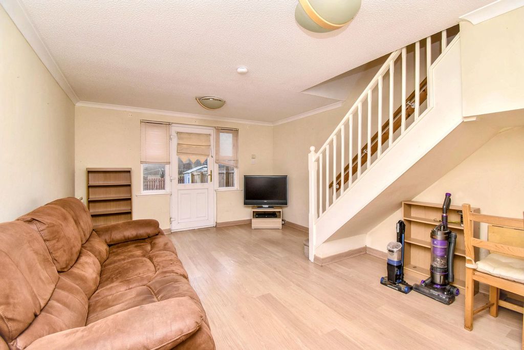 Property photo 2 of 11 Lounge/Dining Angle 1