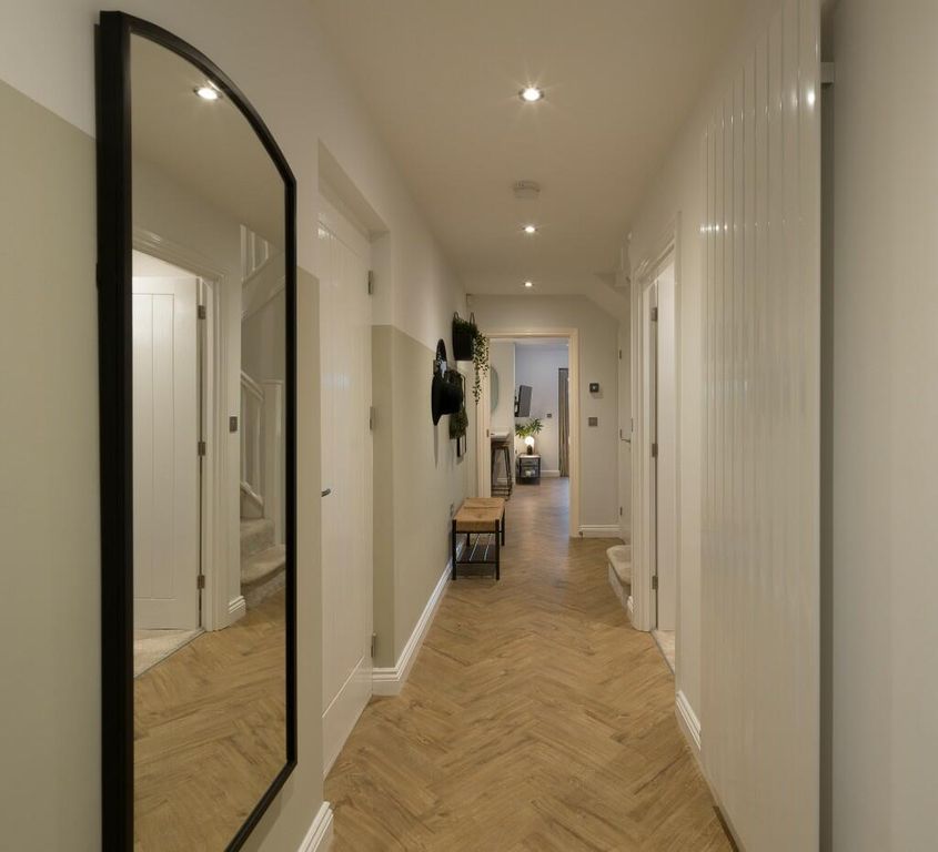 Property photo 2 of 12 262163_P52_Img_01_0000.Jpeg