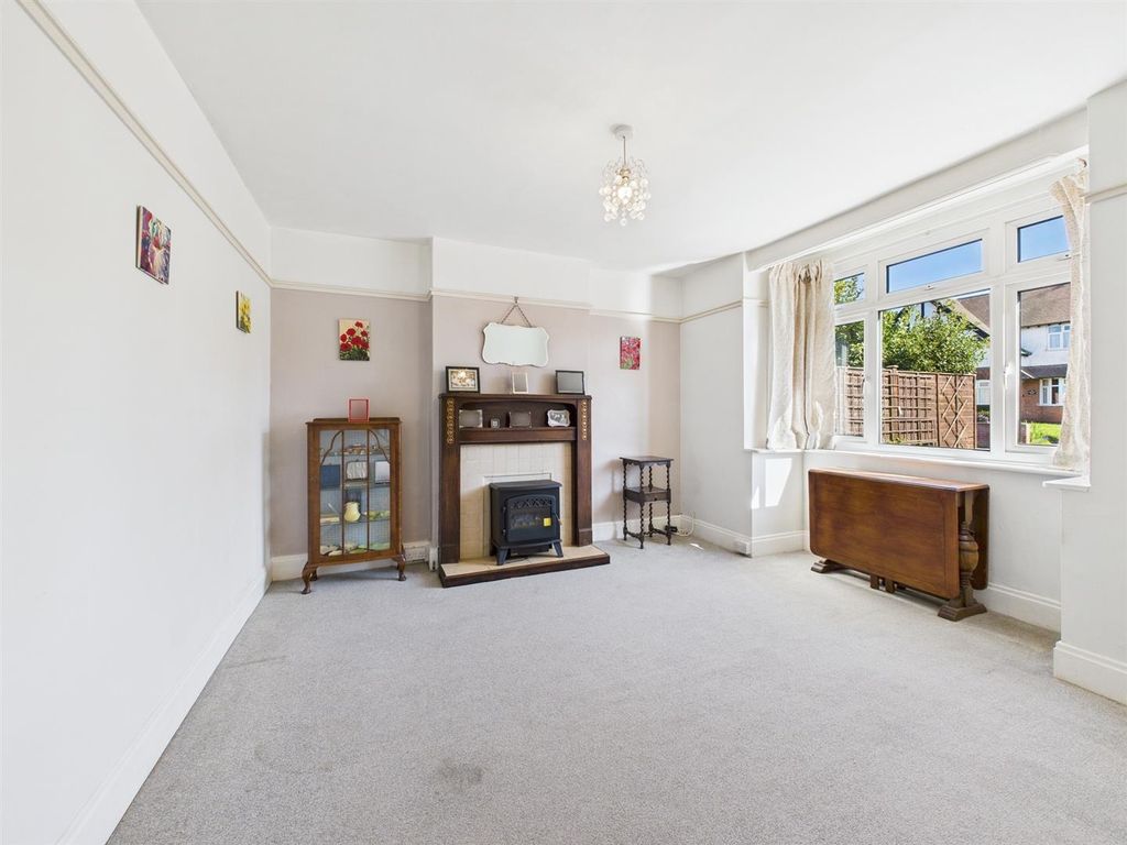 Property photo 2 of 22