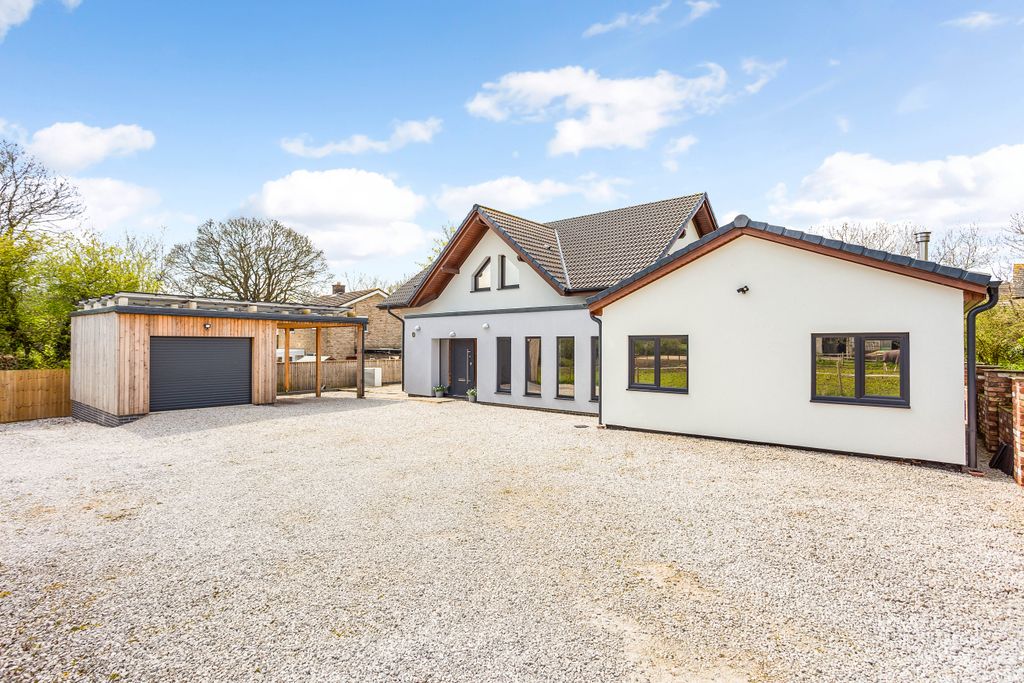 Property photo 1 of 38